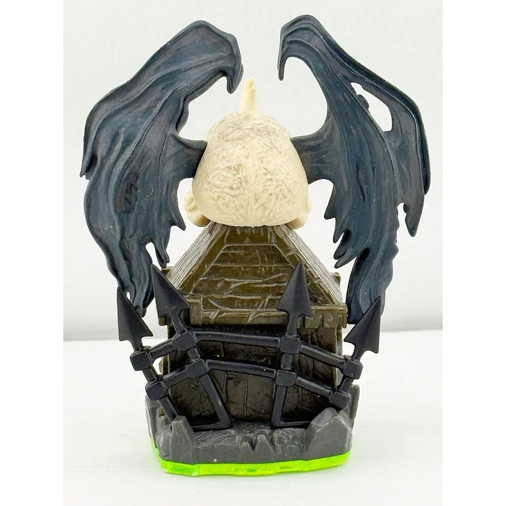 Skylanders Dark light Crypt Spyro's Adventure. Undead Themed Level.  2011
